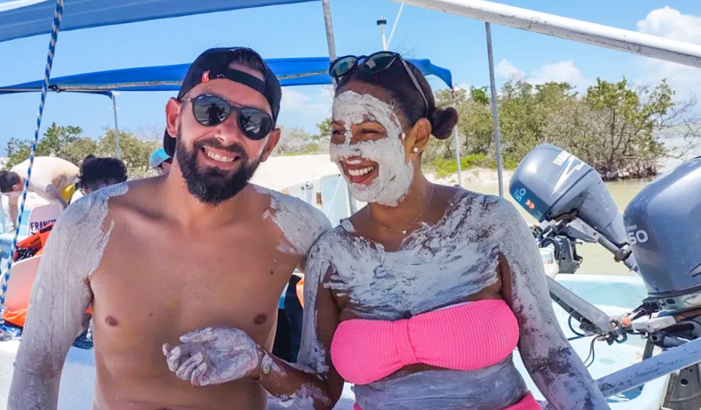 Experiencia Rio Lagartos, Coloradas y Cenote desde Cancun