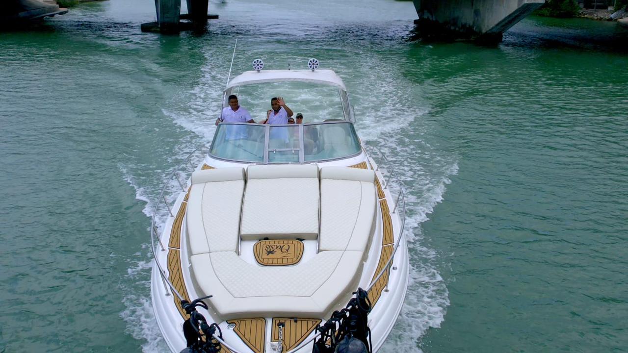 Sea Ray OASIS 38' Yacht